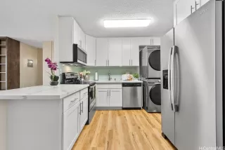 Photo #2: 202607423 Listing 