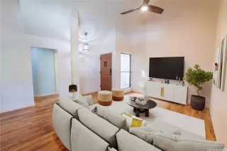 Photo #5: 202607427 Listing 