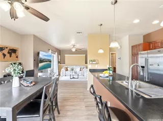 Photo #3: 202607448 Listing 