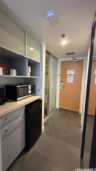 Photo #6: 202607480 Listing 