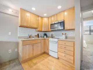 Photo #3: 202607483 Listing 