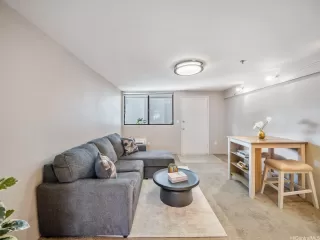 Photo #4: 202607483 Listing 