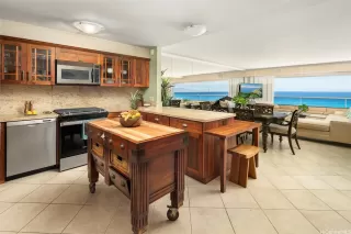 Photo #4: 202607496 Listing 