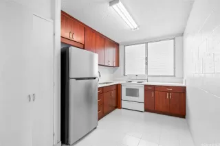 Photo #2: 202607524 Listing 