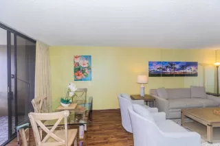 Photo #3: 202607538 Listing 
