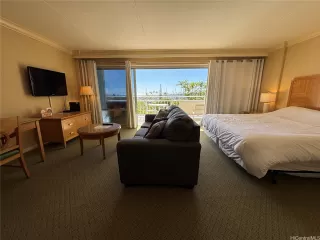 Photo #4: 202607549 Listing 