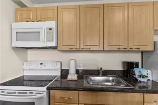 Photo #6: 202607557 Listing 