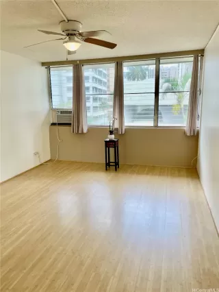 Photo #5: 202607564 Listing 