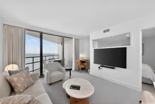 Photo #5: 202607566 Listing 