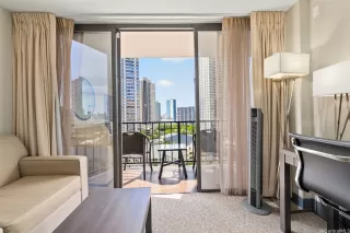 Photo #3: 202607573 Listing 