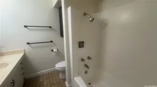 Photo #3: 202607576 Listing 