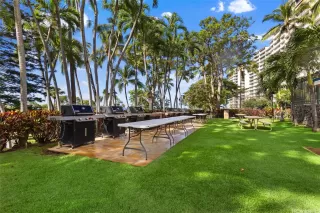 Browse active condo listings in MAKAHA VALLEY TOWERS