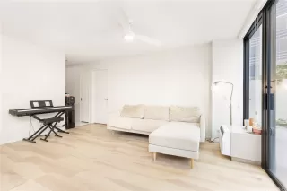 Photo #2: 202607592 Listing 