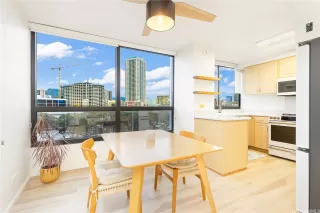 Photo #4: 202607592 Listing 