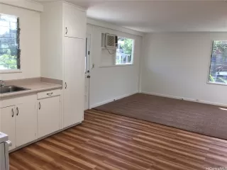 Photo #4: 202607593 Listing 
