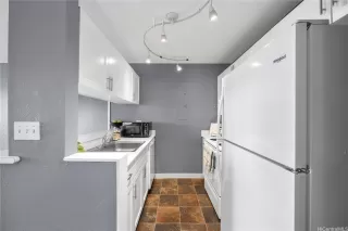 Photo #3: 202607597 Listing 