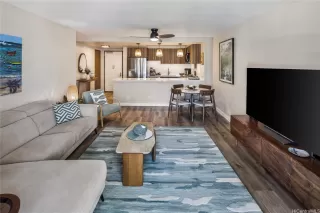 Photo #2: 202607598 Listing 
