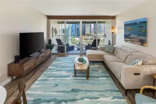 Photo #3: 202607598 Listing 