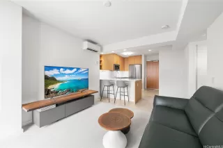 Photo #4: 202607613 Listing 