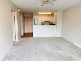 Photo #5: 202607616 Listing 