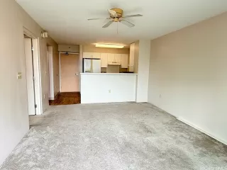 Photo #6: 202607616 Listing 