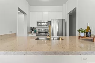 Photo #6: 202607643 Listing 