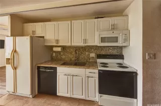 Photo #5: 202607676 Listing 