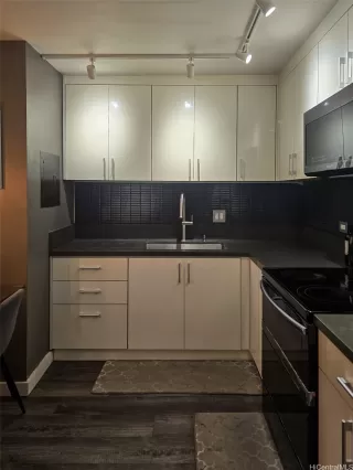 Photo #3: 202607695 Listing 