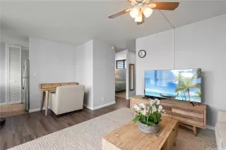 Photo #3: 202607697 Listing 