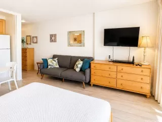 Photo #3: 202607736 Listing 