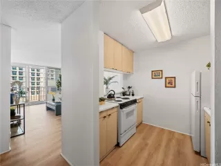 Photo #2: 202607739 Listing 