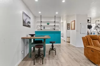 Photo #5: 202607758 Listing 