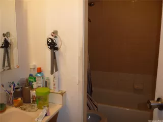 Photo #3: 202607767 Listing 