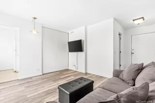 Photo #2: 202607778 Listing 