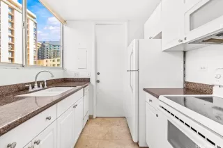 Photo #3: 202607778 Listing 