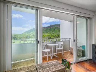 Photo #6: 202607799 Listing 