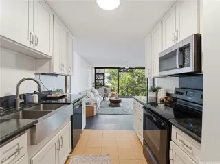 Photo #2: 202607821 Listing 