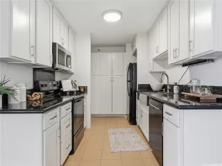 Photo #3: 202607821 Listing 