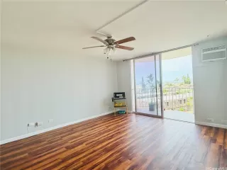 Photo #2: 202607823 Listing 