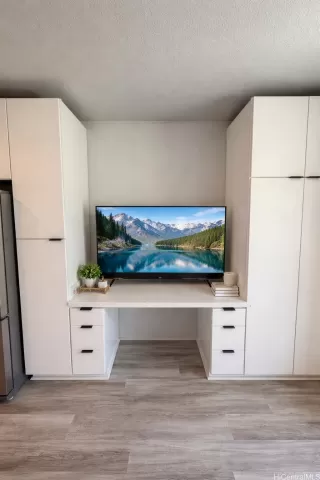 Photo #2: 202607832 Listing 