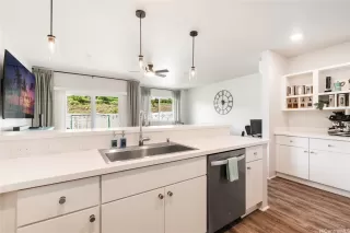 Photo #2: 202607834 Listing 