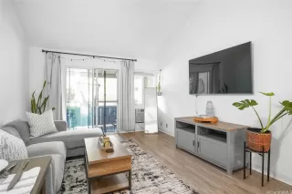 Photo #5: 202607835 Listing 