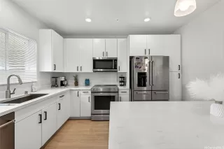 Photo #5: 202607836 Listing 