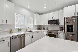 Photo #6: 202607836 Listing 
