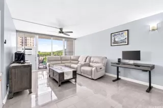 Photo #2: 202607839 Listing 