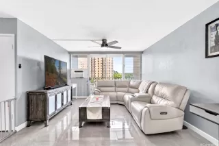 Photo #3: 202607839 Listing 