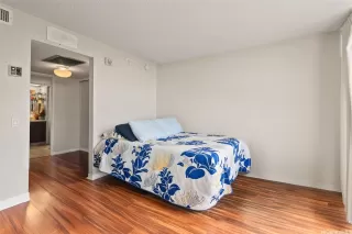 Photo #5: 202607847 Listing 