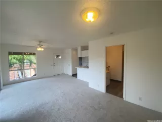 Photo #5: 202607855 Listing 