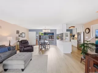 Photo #2: 202607857 Listing 