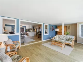 Photo #4: 202607857 Listing 